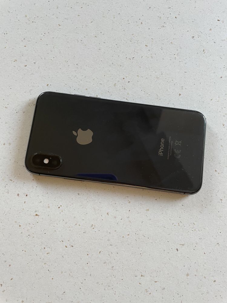 iPhone X 64 GB czarny