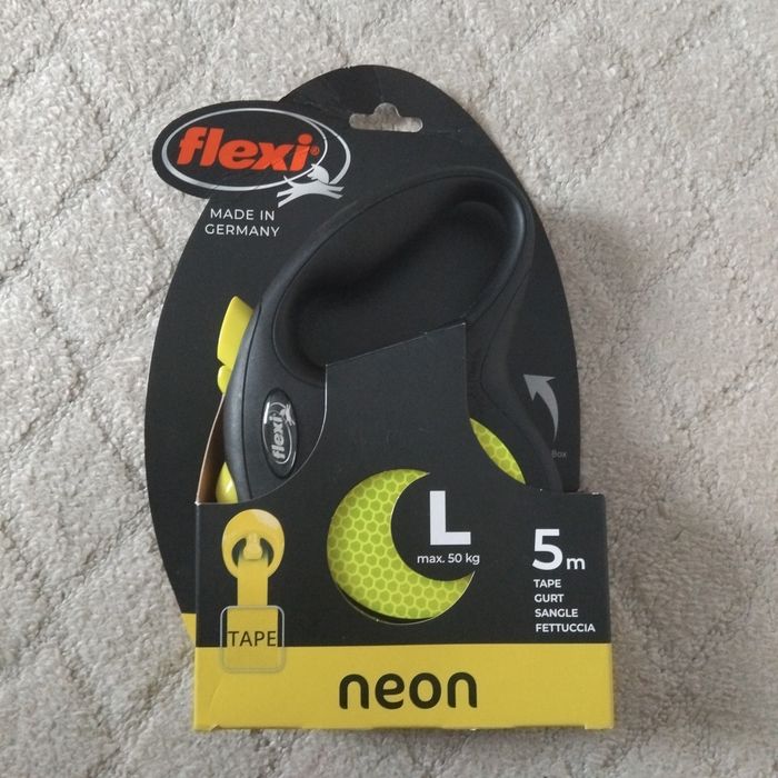 Smycz Neon L nowa