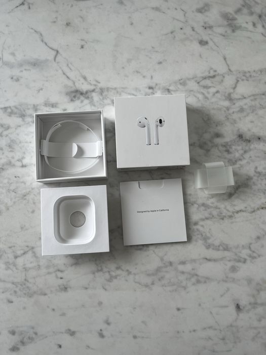 Apple Airpods oryginalne opakowanie po słuchawkach