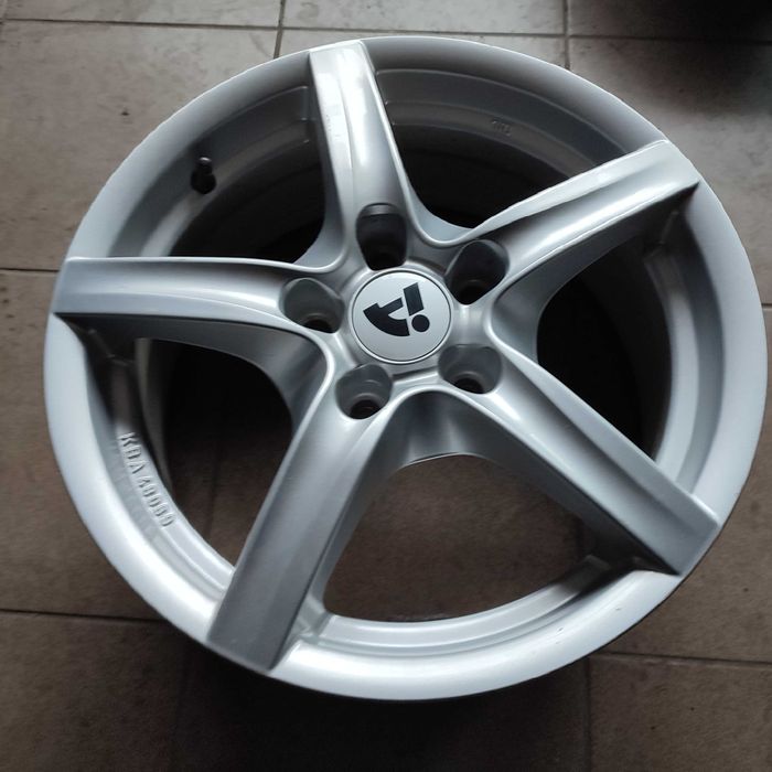 felgi 6,5x16 5x114,3  ET39 Alutec Hyundai Kia Toyota Mazda Nissan