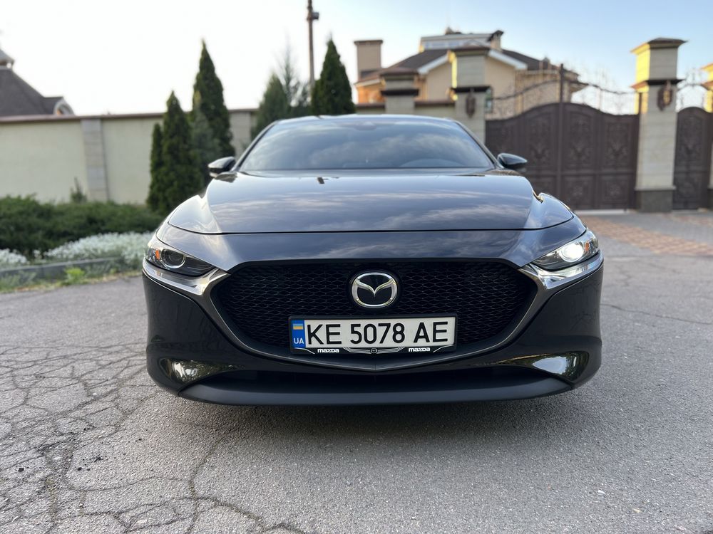 Mazda 3  BP  2019