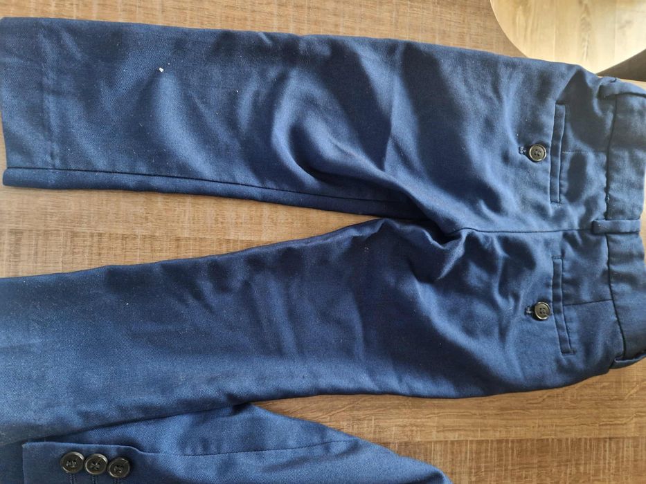 Garniturek rozmiar 98 primark