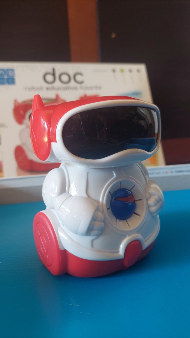 DOC - Robô Educativo que Fala - Clementoni