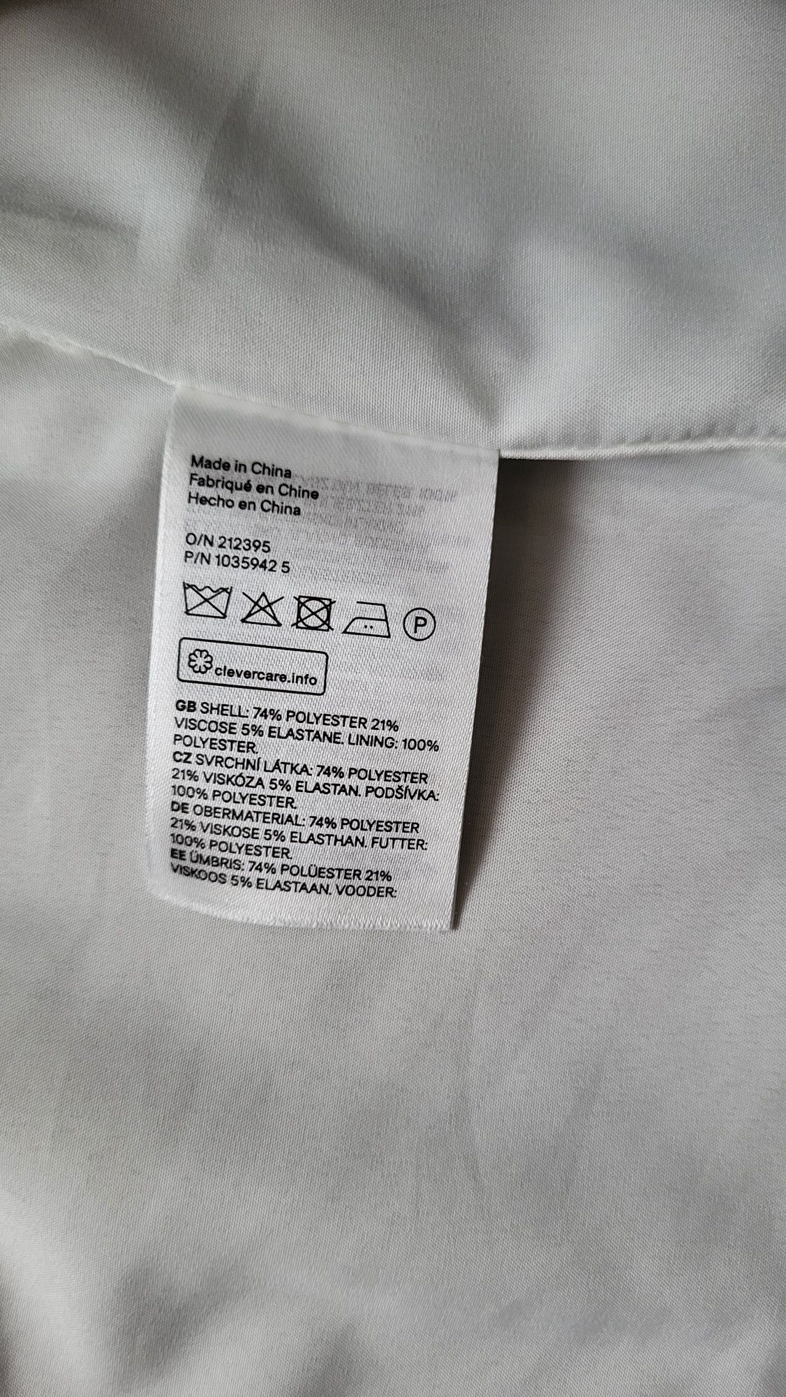 Marynarka w kolorze pudrowego różu