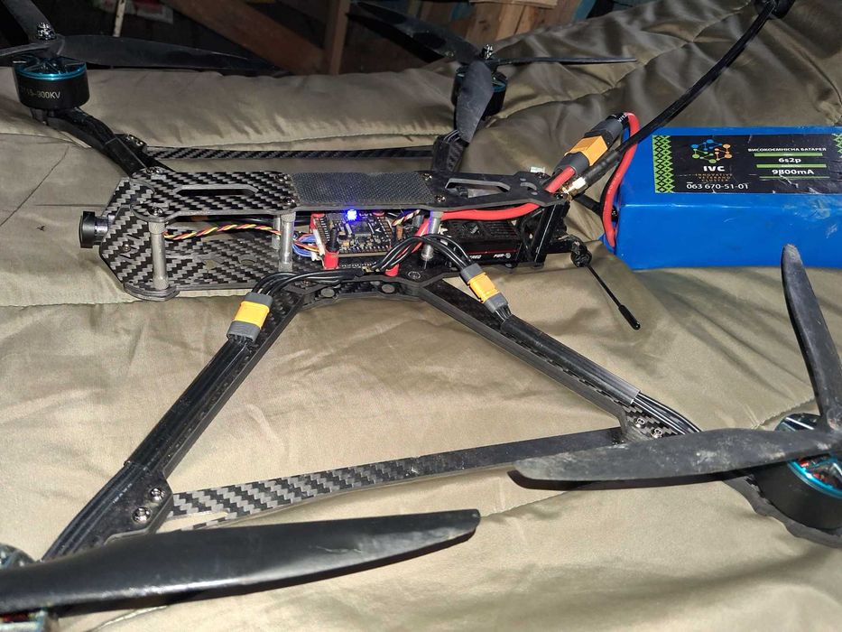 FPV 10 ціна 7000 разом з батереєю