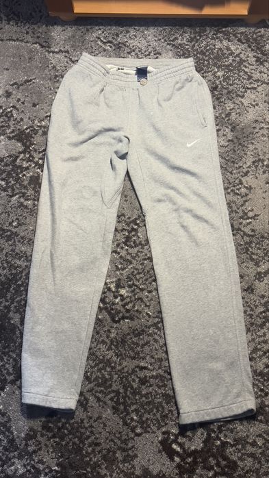 Широкі штани nike sweatpans