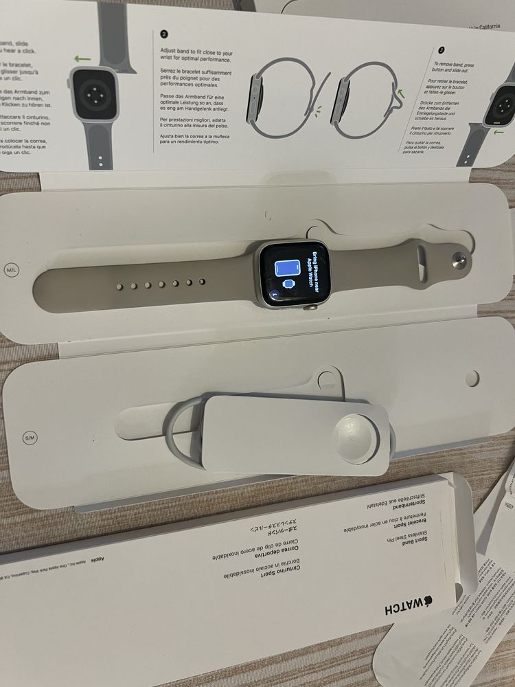 Apple Watch 7 41mm Starlight Aluminium Case