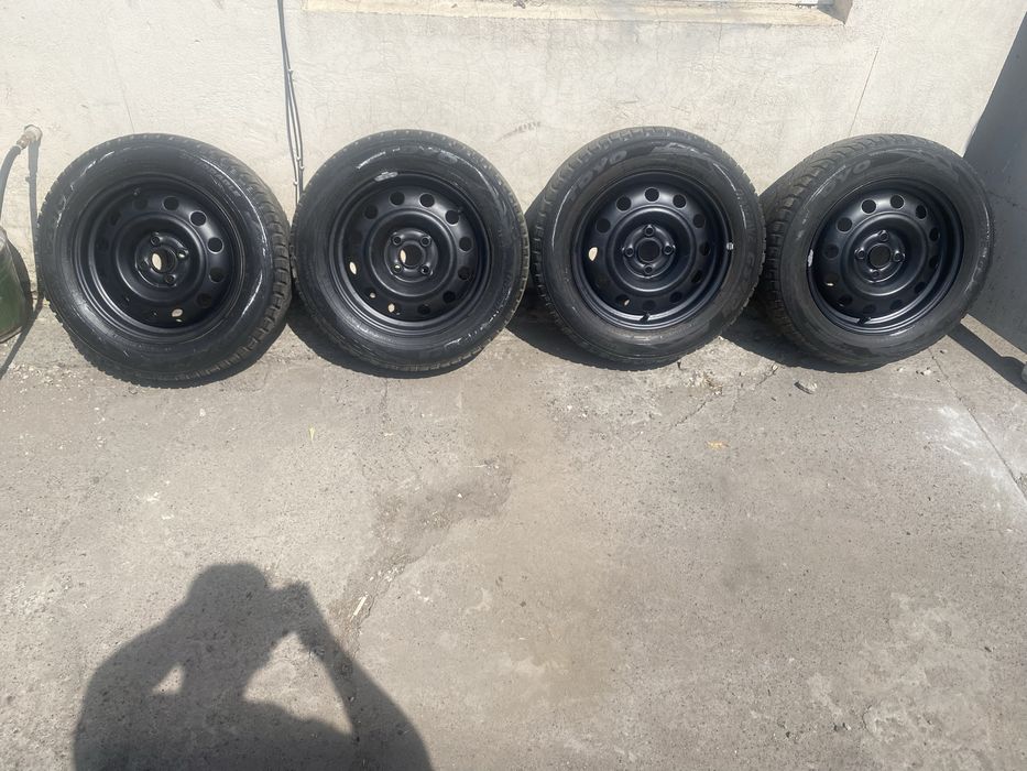 Продам комплет колес