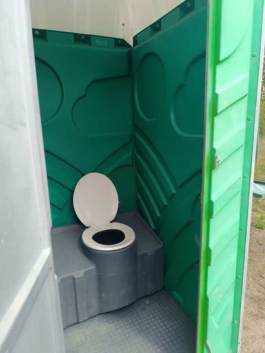 Toaleta przenośna toitoi na działki, budowy itp