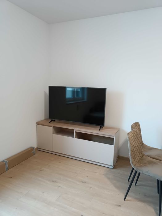 WYNAJEM 2 pokojowe mieszkanie, POD STARTYM DEBEM 55 M2