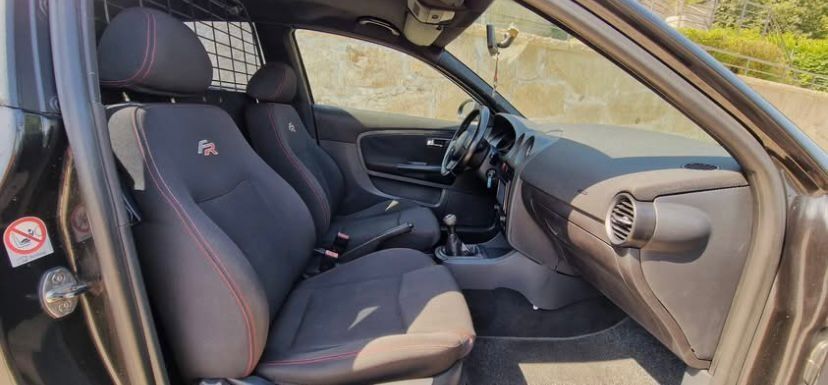 Seat Ibiza 6L PD130 de livrete