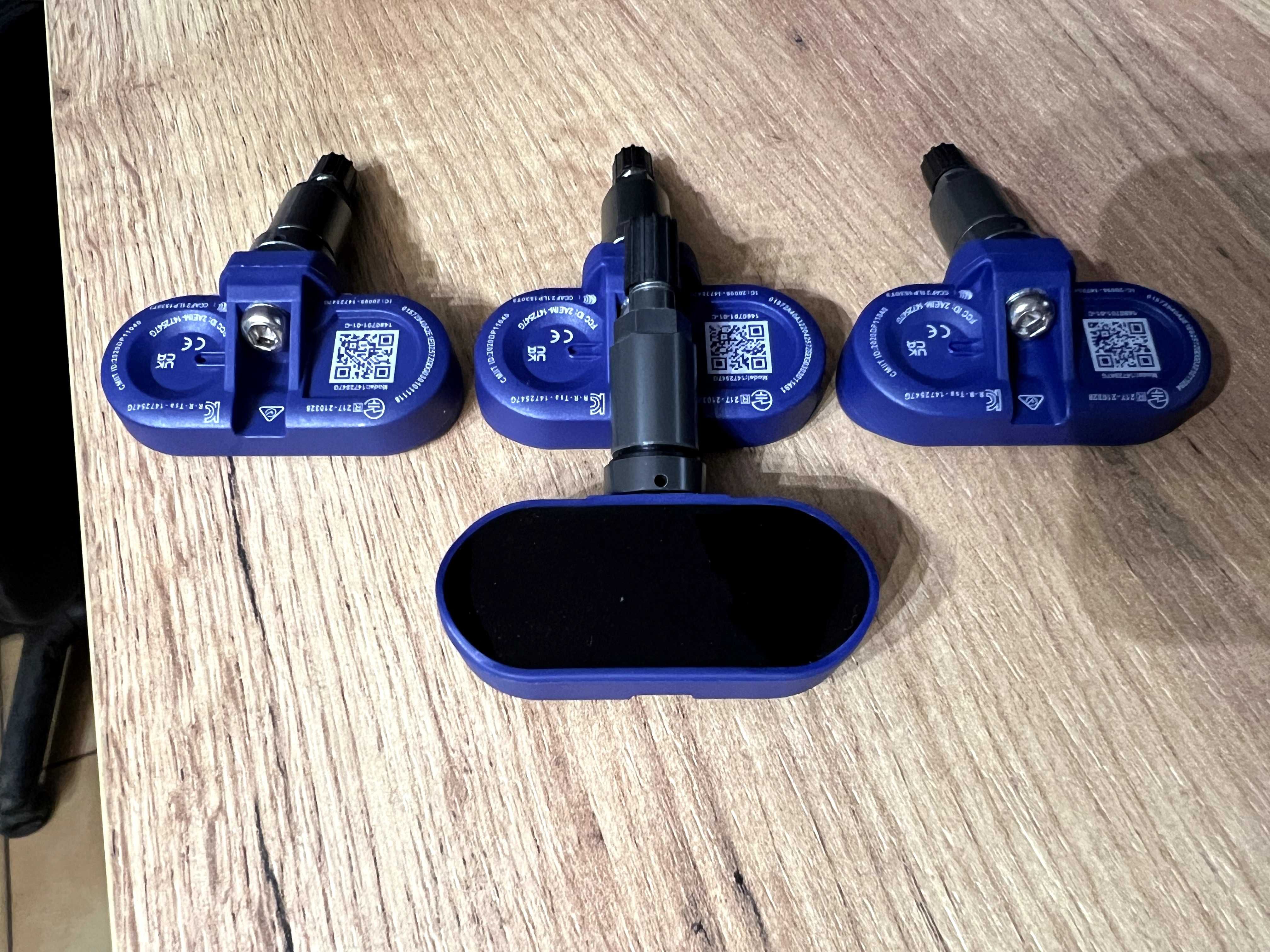 Czujniki ciśnienia opon powietrza TESLA 3 X S Y Nowe^ TPMS FV