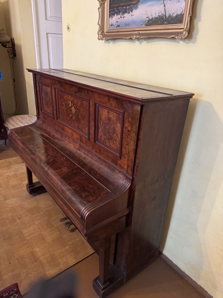 Pianino Lignitz powojenne