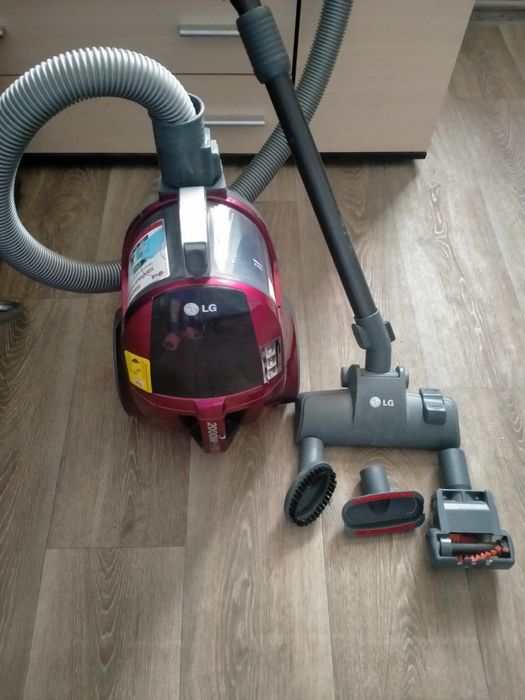 Пилисос/ В гарному стані