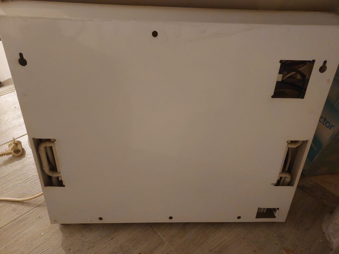 Konwektorowy grzejnik elektryczny Convector łazienkowy