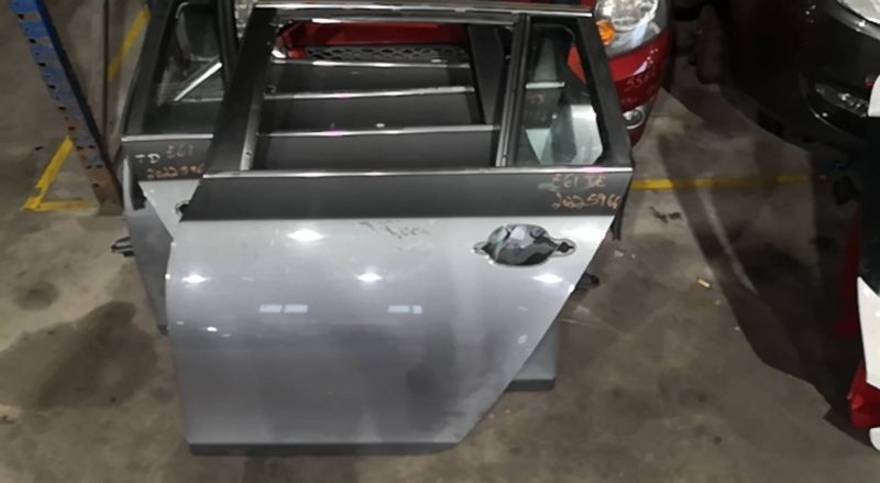 Porta Trás Esq Bmw 5 Touring (E61)