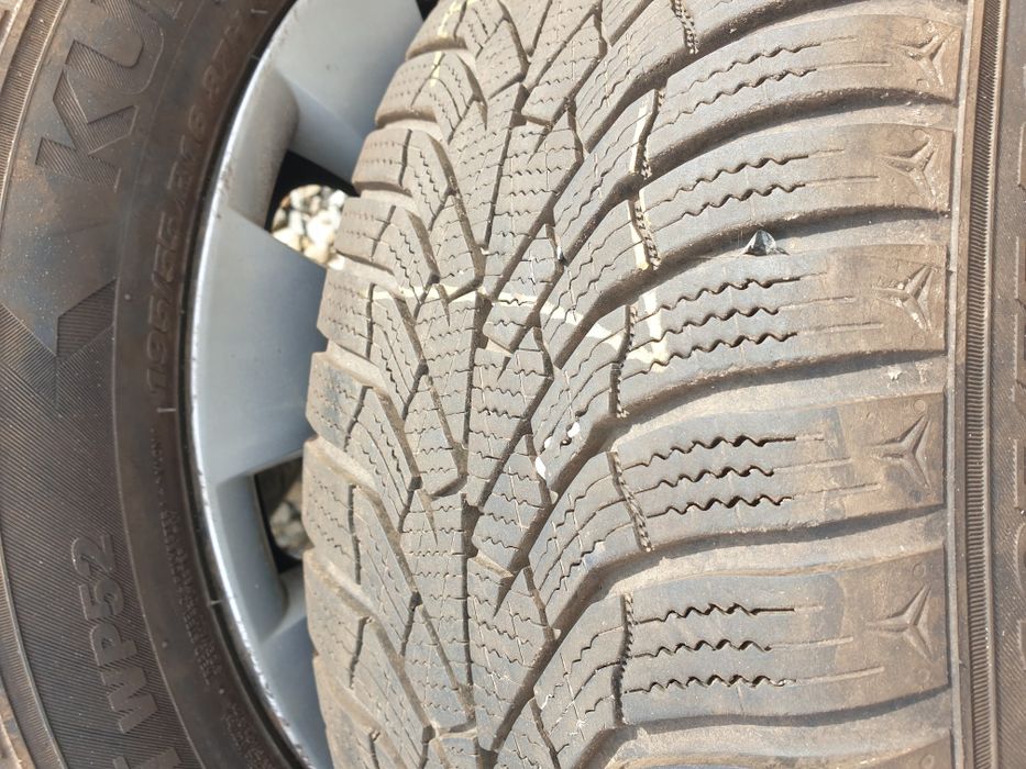 Opony KUMHO 195/55/16 felgi Bmw 5x120 et33 6,5x16 2024 rok