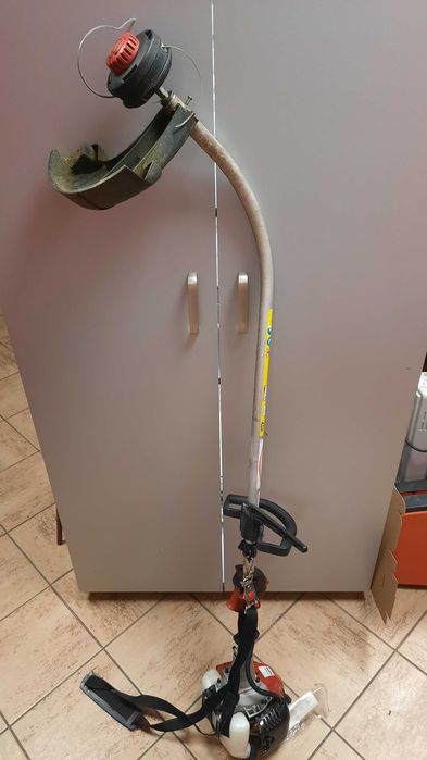 Kosa spalinowa VEGA BC260A-3