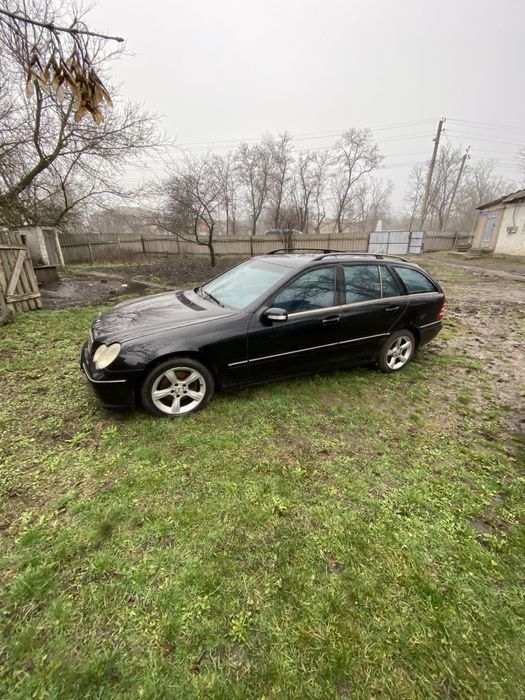 Продам мерс С клас 2004р