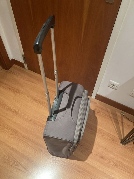 Mala viagem  cabine marca samsonite