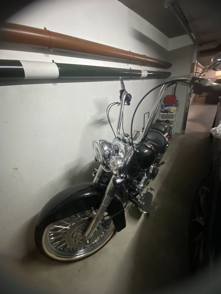 Moto Harley Davidson com 15 mil km