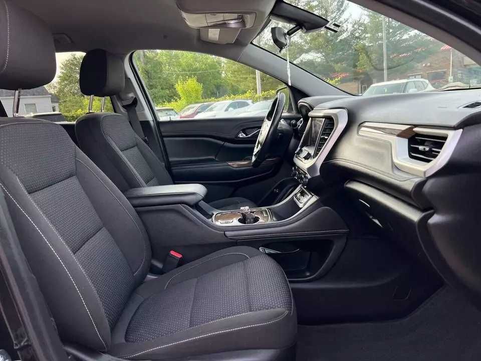 2020 GMC Acadia SLE