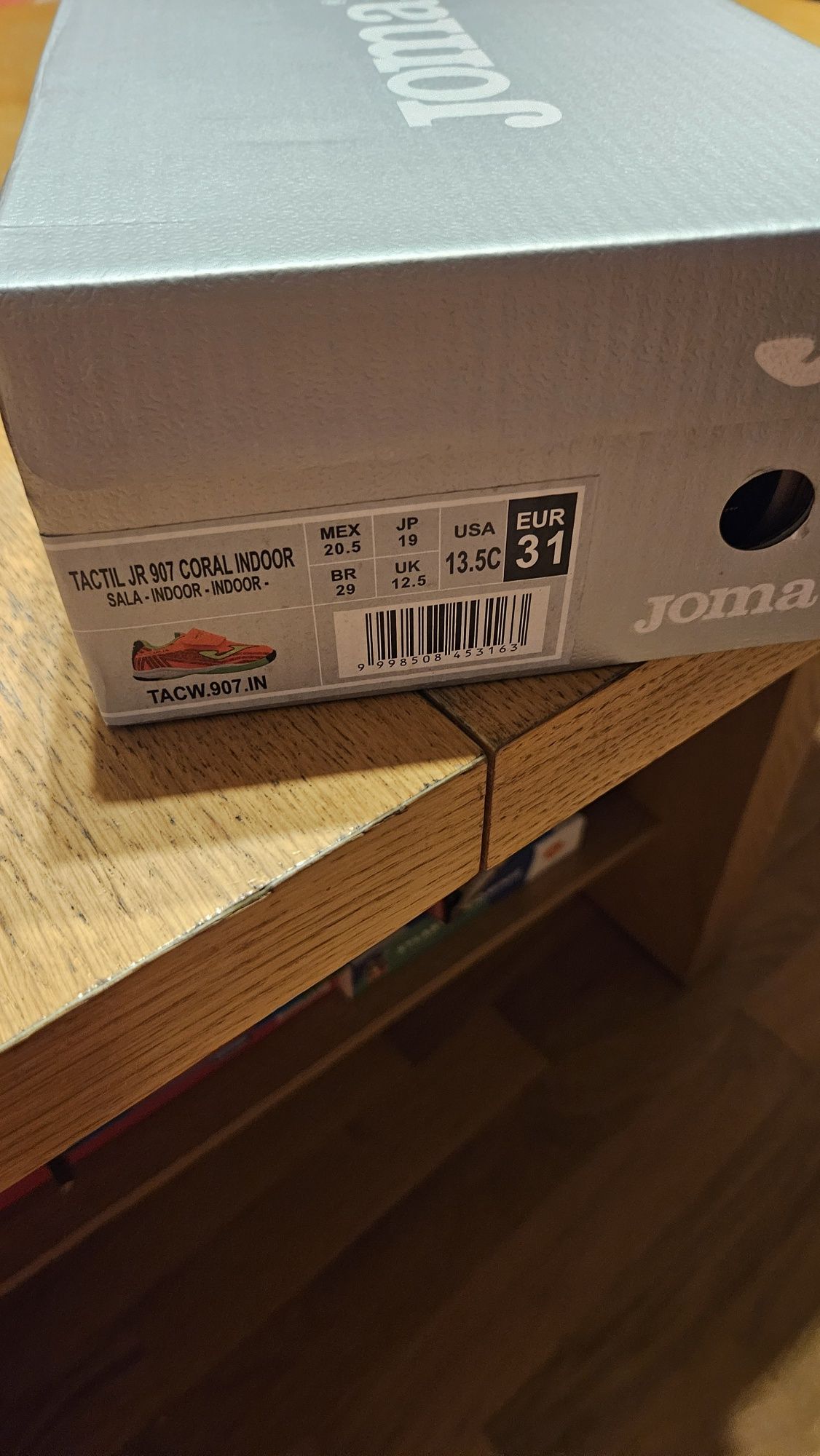Buty do piłki  Joma r.31