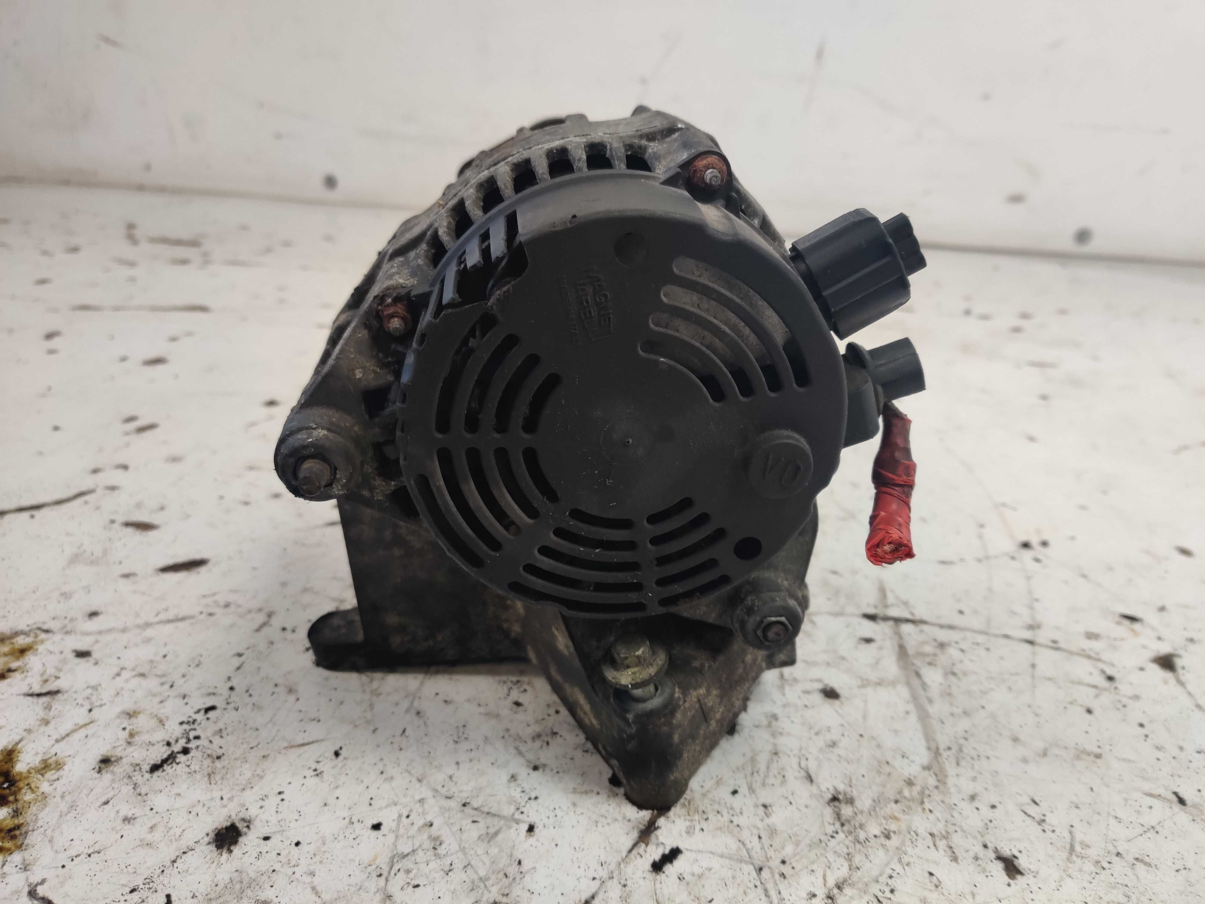 Ford Focus 1.8 TDDI Alternator Łapa Ośka
