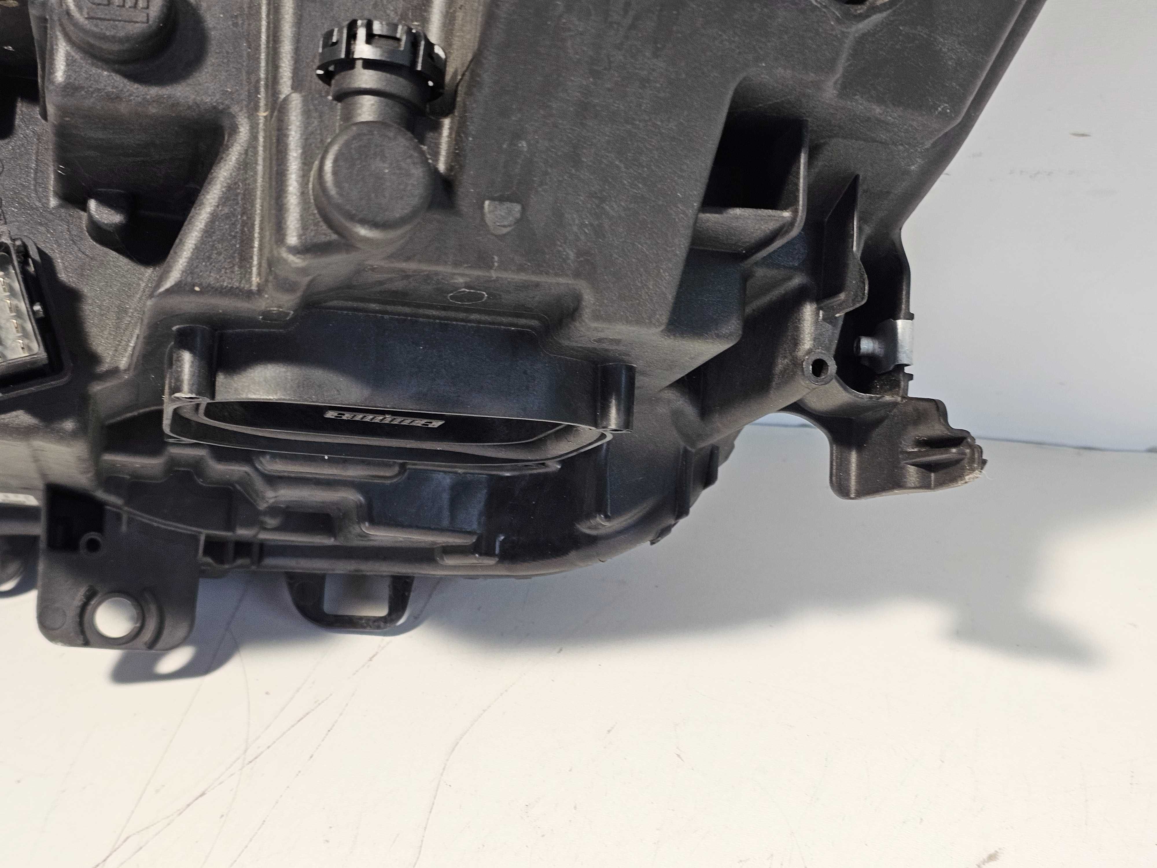 OPEL ASTRA 5 K lampa prawa przednia przód LUX full led