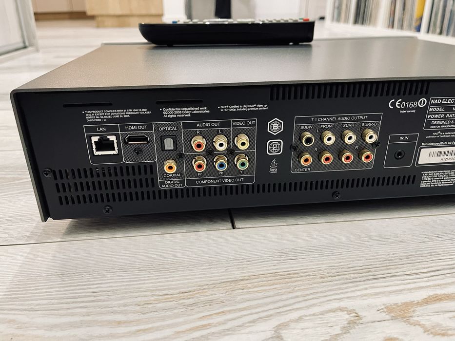 Odtwarzacz Blue-ray/ DVD NAD M56