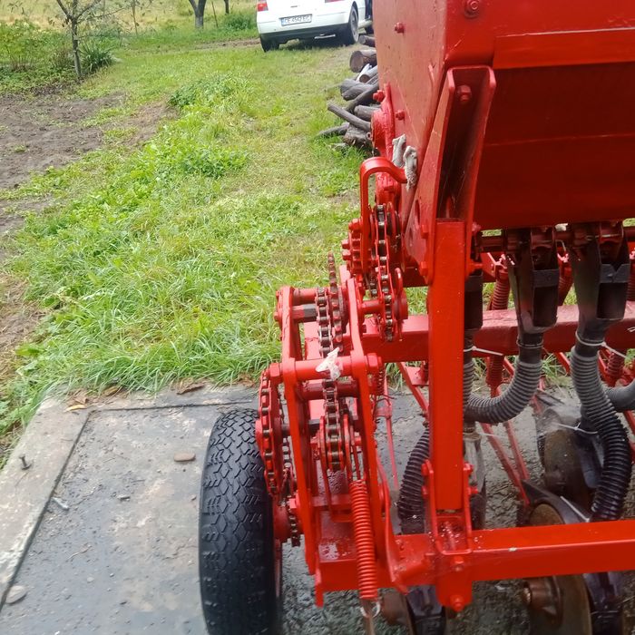 Сівалка зернова 18 рядів