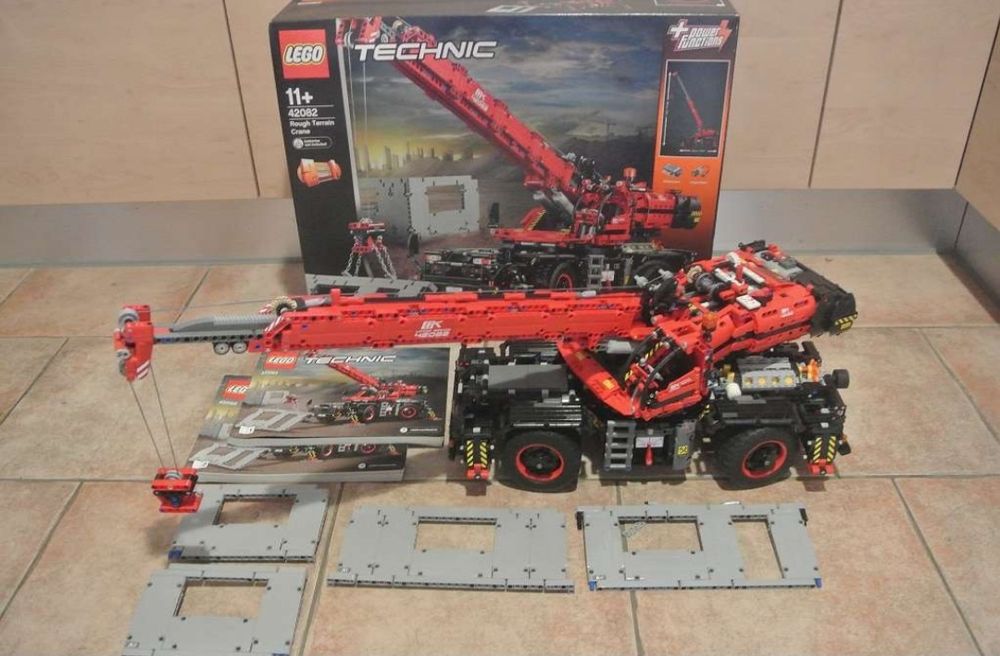 Dźwig lego technik 42082