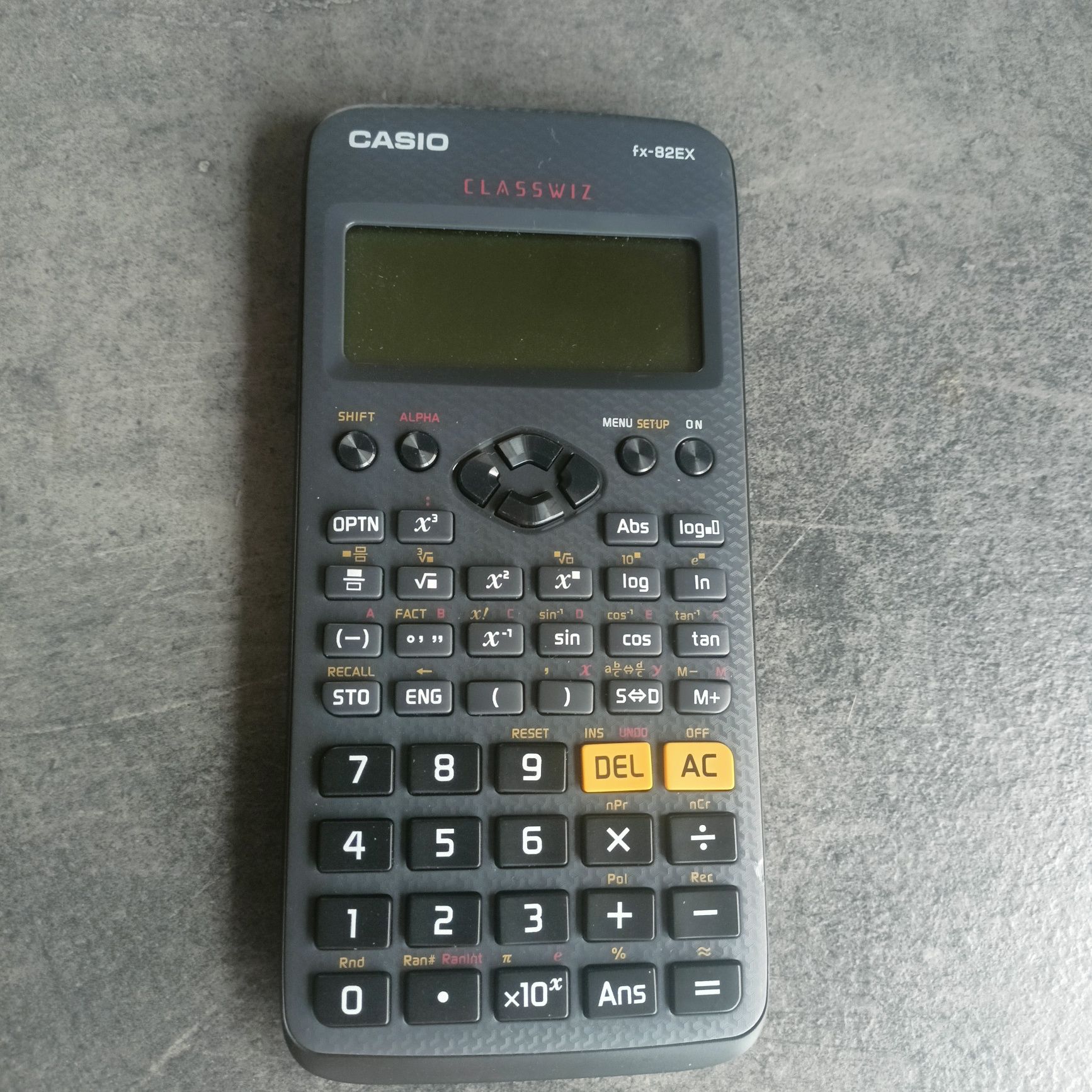 Kalkulator Casio fx-82ex
