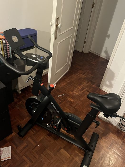 Bicicleta estatica MERACH