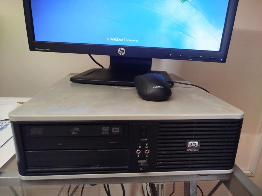 Computador HP Monitor HP impressora e teclado