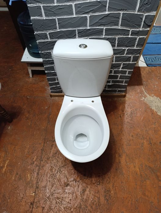 Унітаз б/у Cersanit