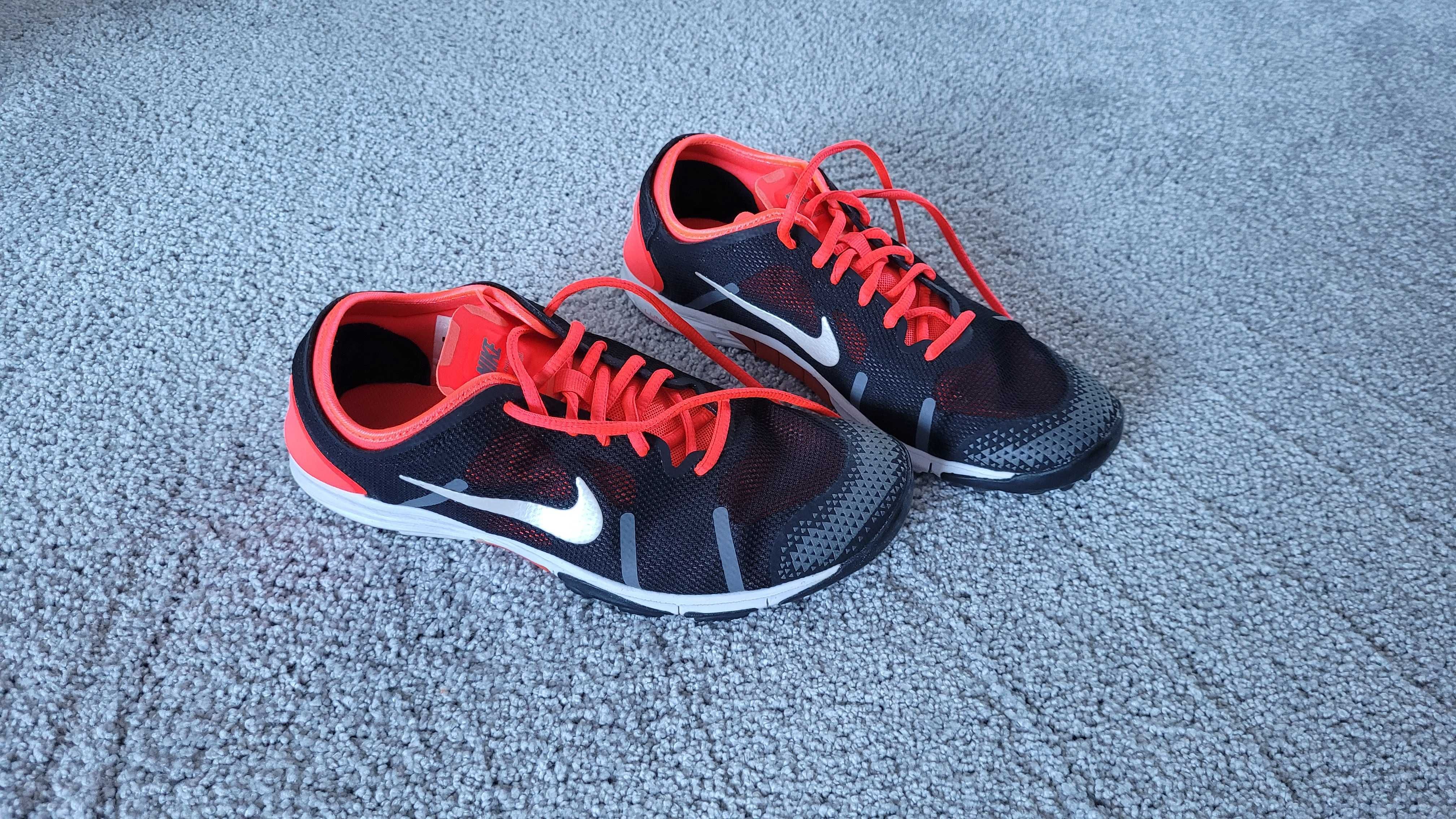 Buty sportowe Nike, raz założone,  jak nowe