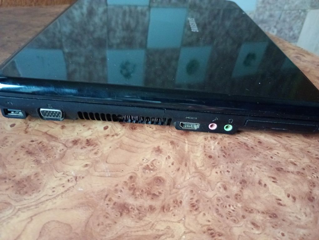 Samsung r510  АКБ робоча