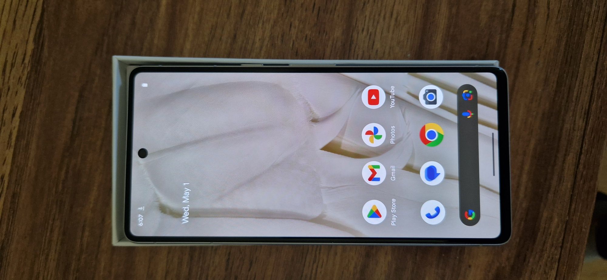 Телефон Pixel 7.