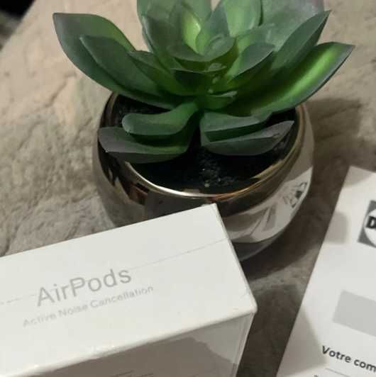 słuchawkiAppleairpods4zA-N-C- NOWE z gwarancją-do iOSi iPad