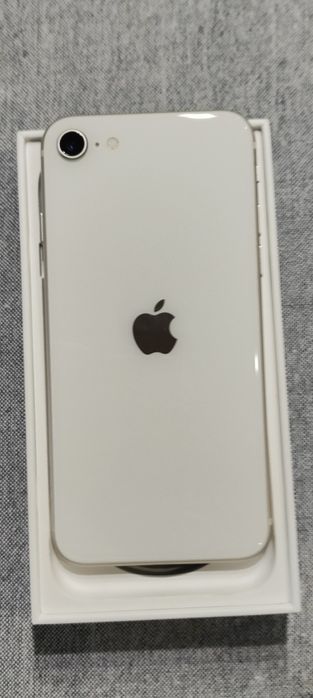 iPhone SE 2022 64GB