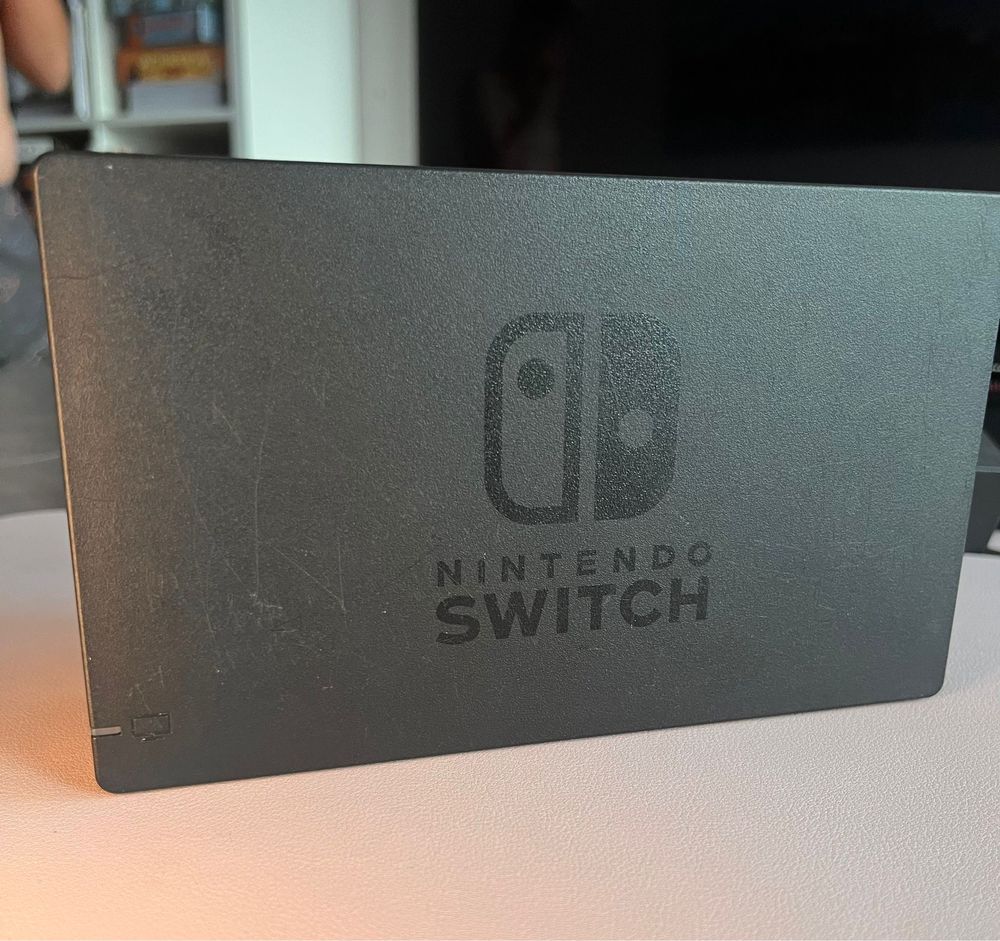 Nintendo switch + gry + dodatki