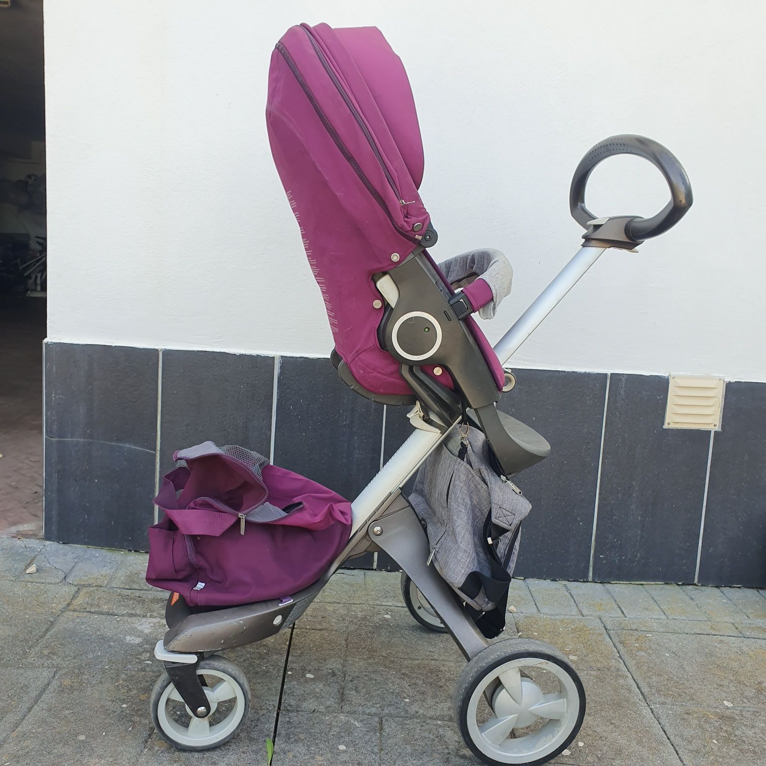 Carrinho Stokke  Xplory muito bom estado  com acessórios