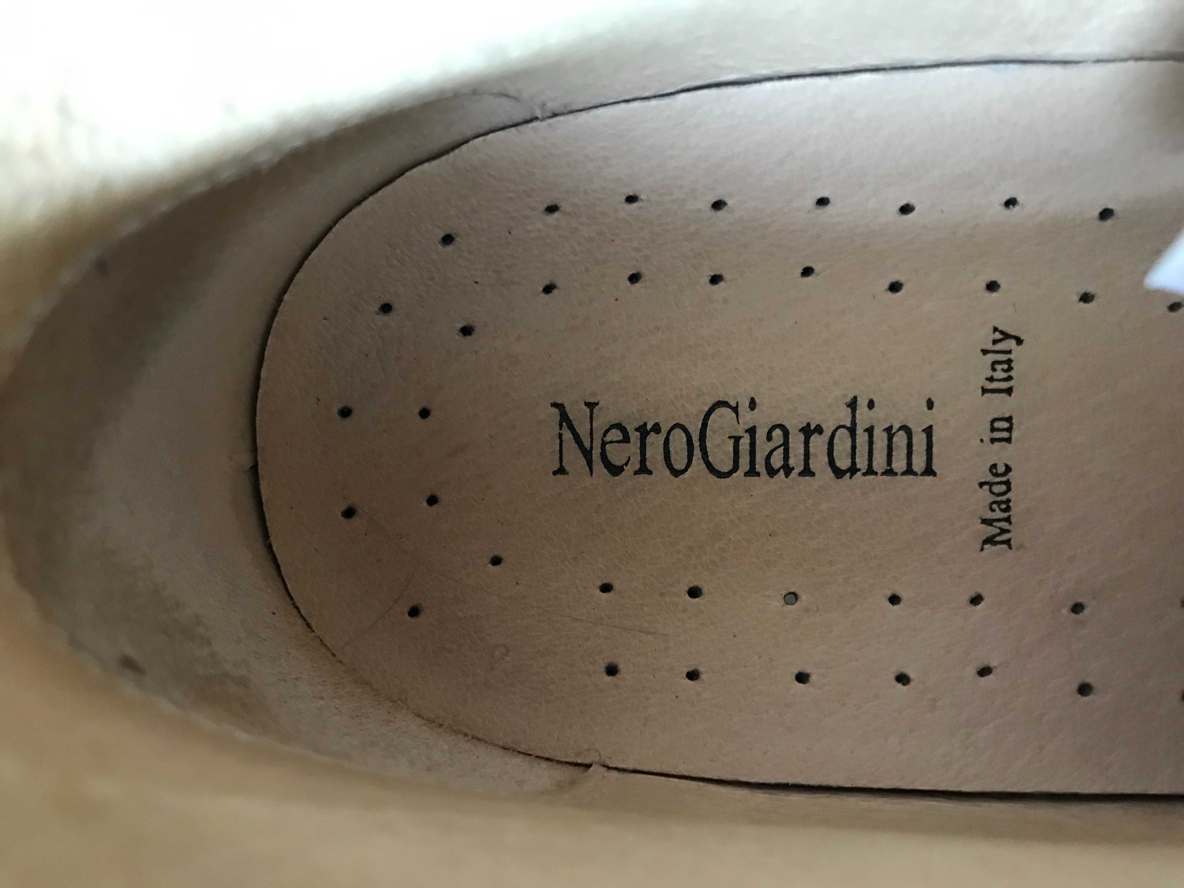 Полуботинки мужские Nero Giardini замшевые (39/27см)