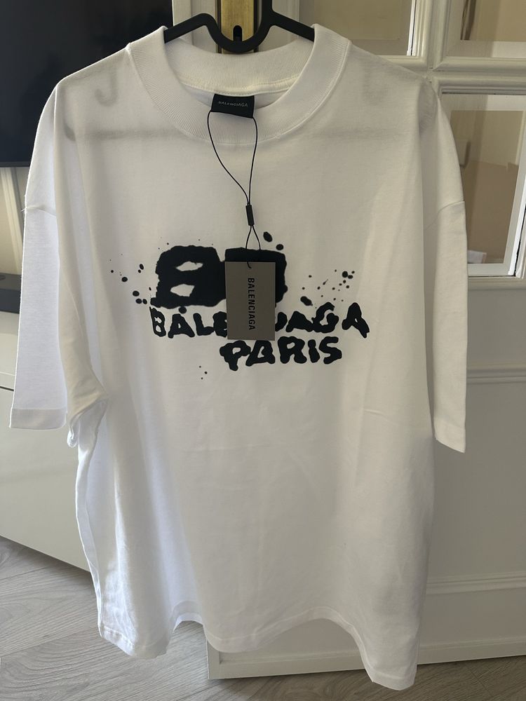 T-shirt Balenciaga