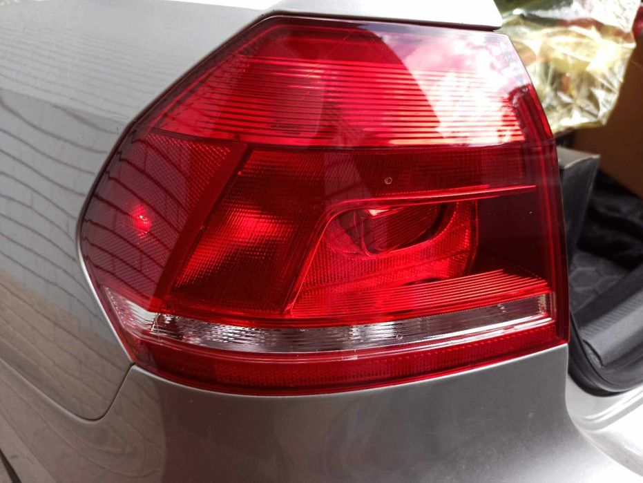 Задние фонари фары Passat B7 USA задні ліхтарі задні фари NMS