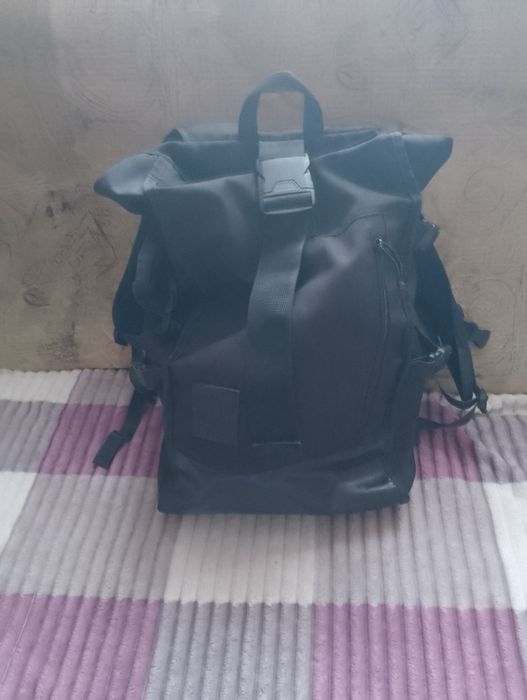 Продам ркзак черный