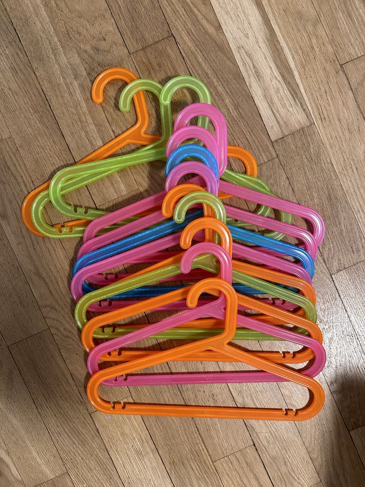 Дитячі плічка вішаки тремпелі Ikea
