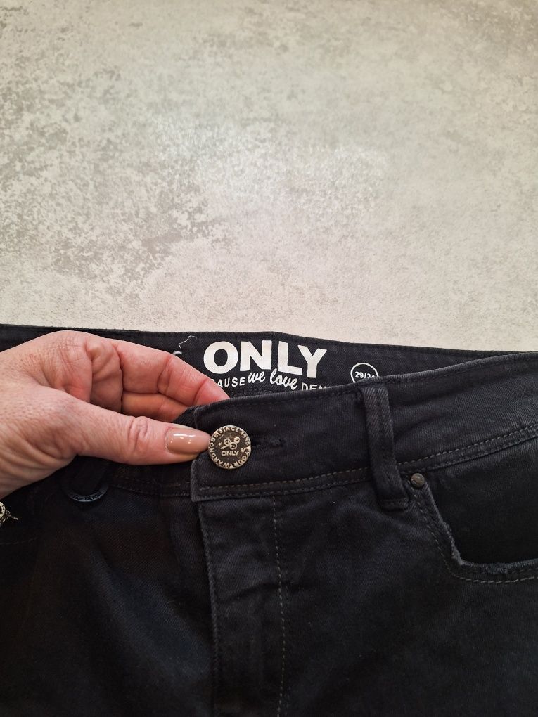 Spodnie Jeans z dziurami Rurki Only