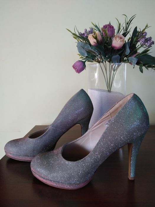 Szpilki syrenka brokat na wesele imprezę r. 40